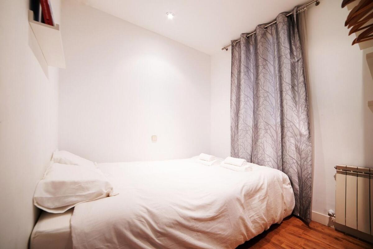 Bright Apartment In Historical City Center Madrid Eksteriør bilde